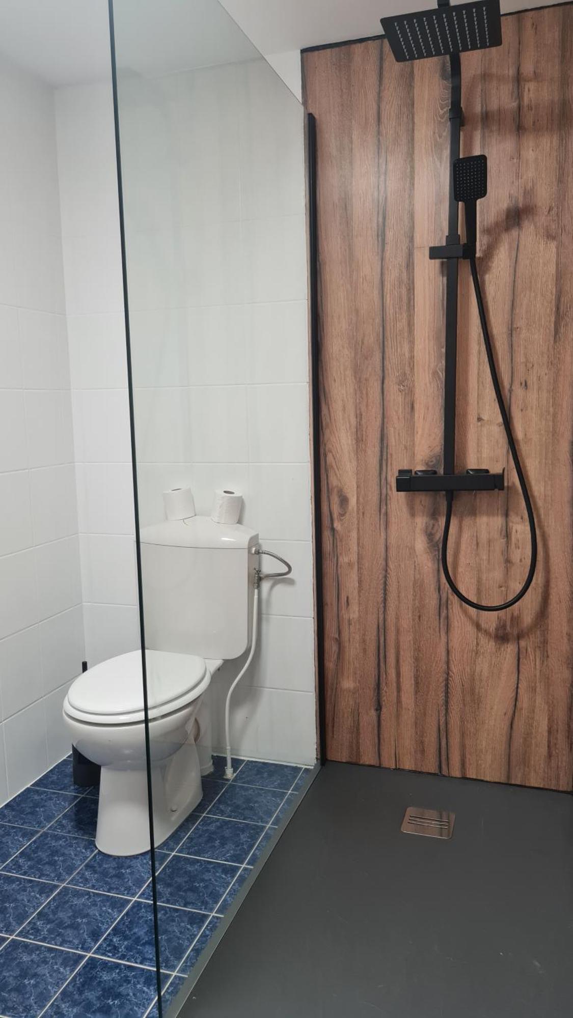 Appartement Cool En Plein Centre De Либорн Екстериор снимка